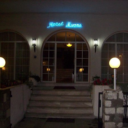 לימנאס Mironi & Victoria Hotel מראה חיצוני תמונה