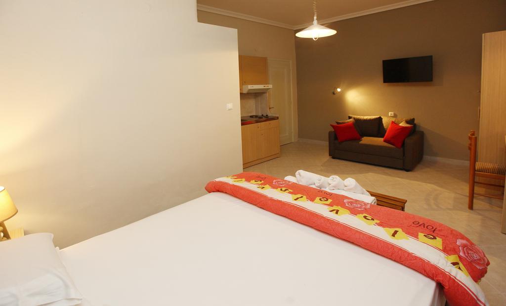 לימנאס Mironi & Victoria Hotel חדר תמונה