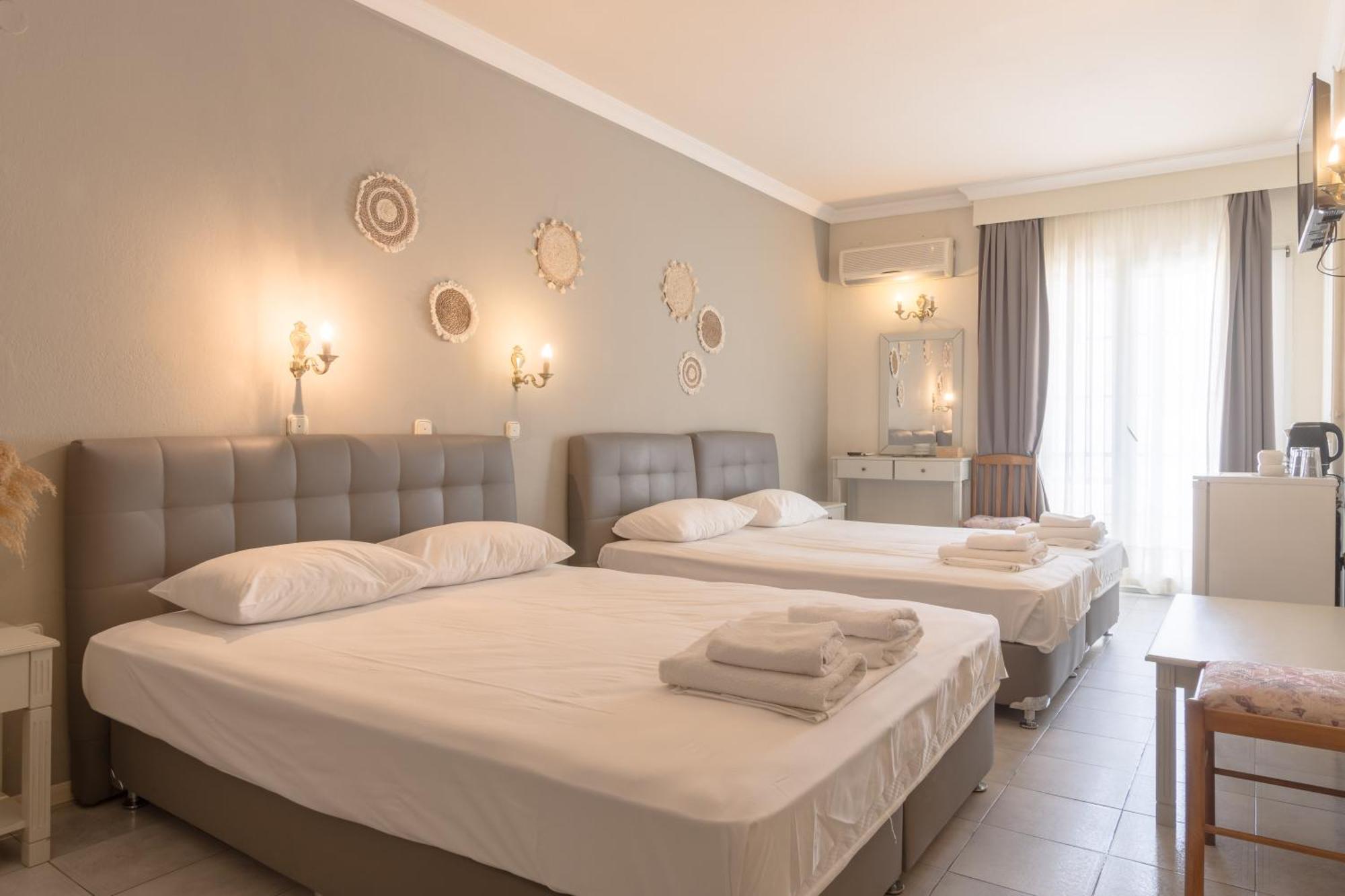 לימנאס Mironi & Victoria Hotel מראה חיצוני תמונה