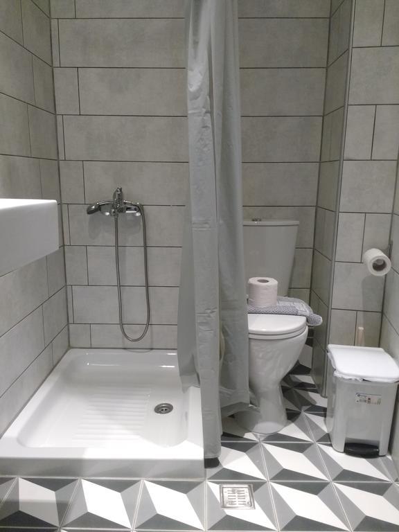 לימנאס Mironi & Victoria Hotel מראה חיצוני תמונה
