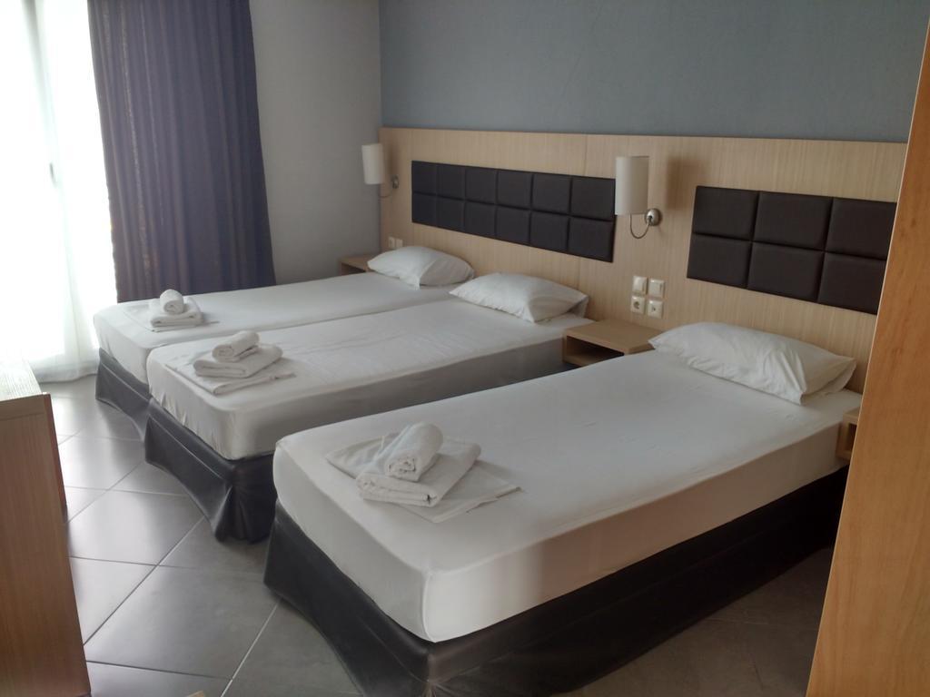 לימנאס Mironi & Victoria Hotel מראה חיצוני תמונה
