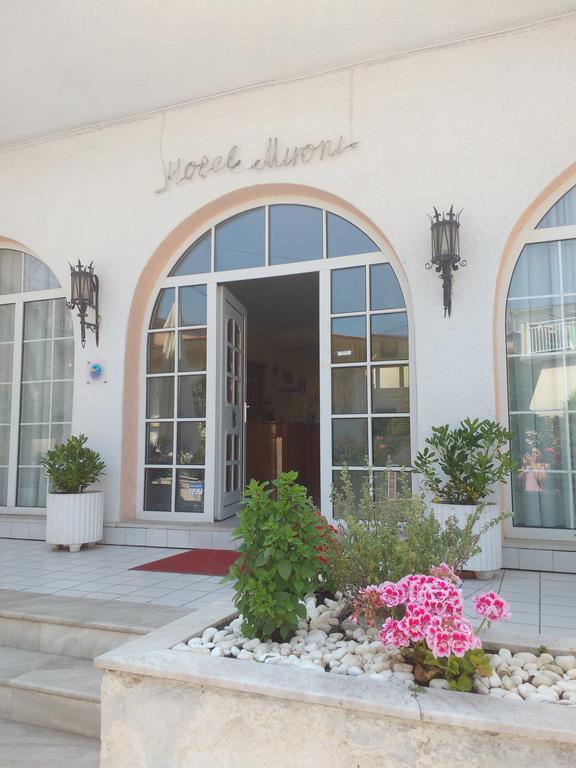 לימנאס Mironi & Victoria Hotel מראה חיצוני תמונה